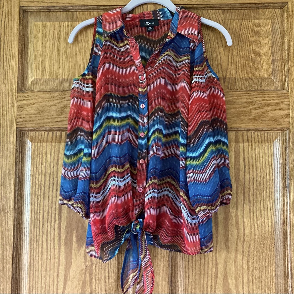 5/$15 IZ Byer Colorful LS Button-up Tie-Front Top Medium